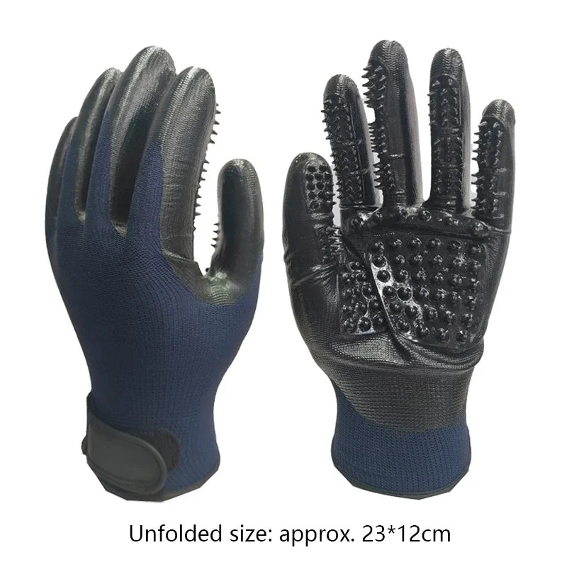 PawEase Grooming Glove, Detail
